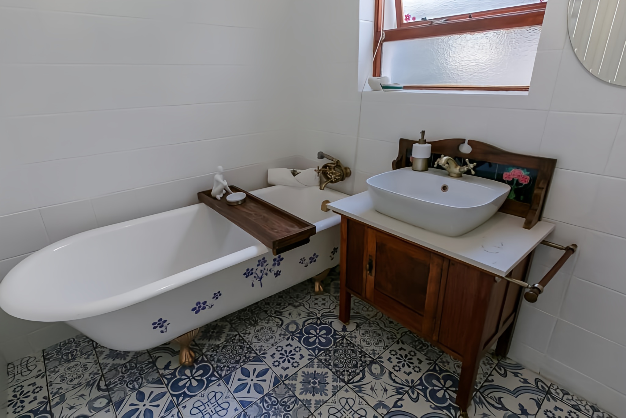 Main bathroom with freestanding bath at Surf n Sea Jeffreys Bay